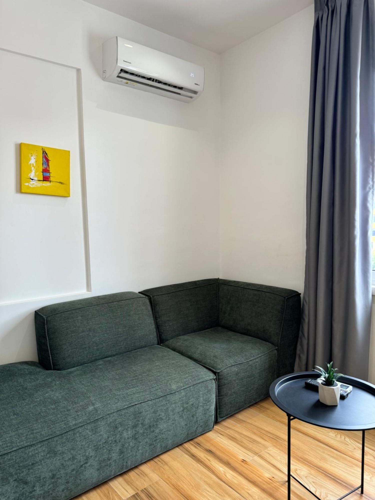 Tirana Elegant Apartment Exterior photo